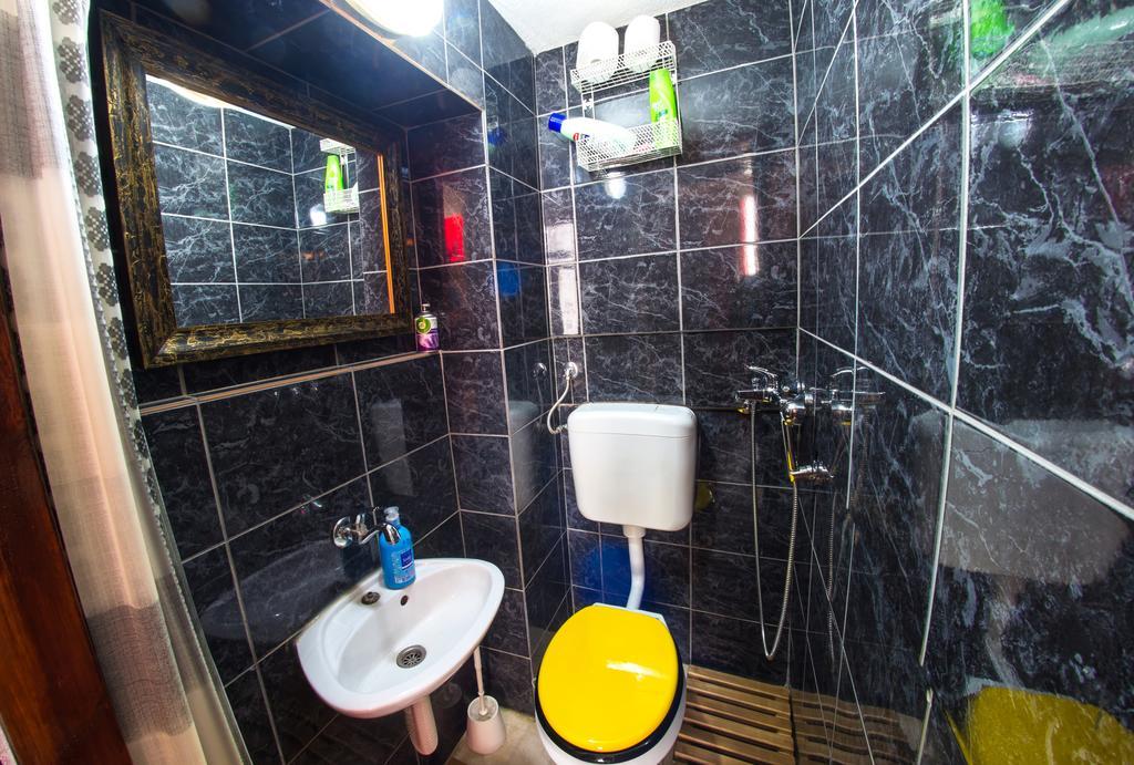 Cozy Studio Apartment Next To The Old Bridge Mostar Bagian luar foto