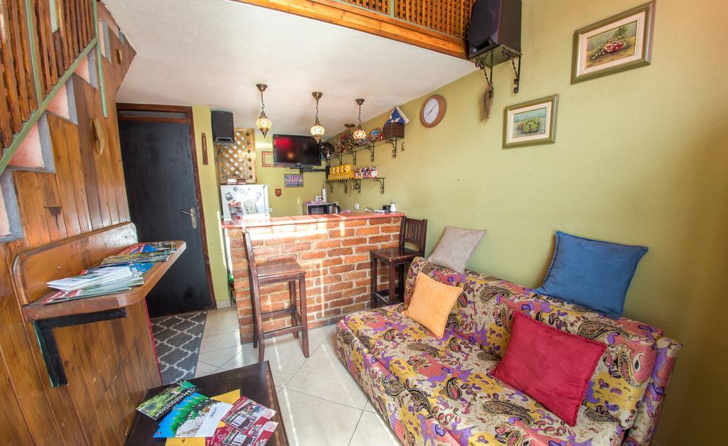 Cozy Studio Apartment Next To The Old Bridge Mostar Bagian luar foto